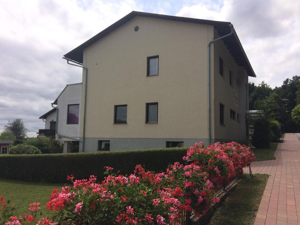 Haus Camelia Bed & Breakfast Bad Tatzmannsdorf Eksteriør bilde