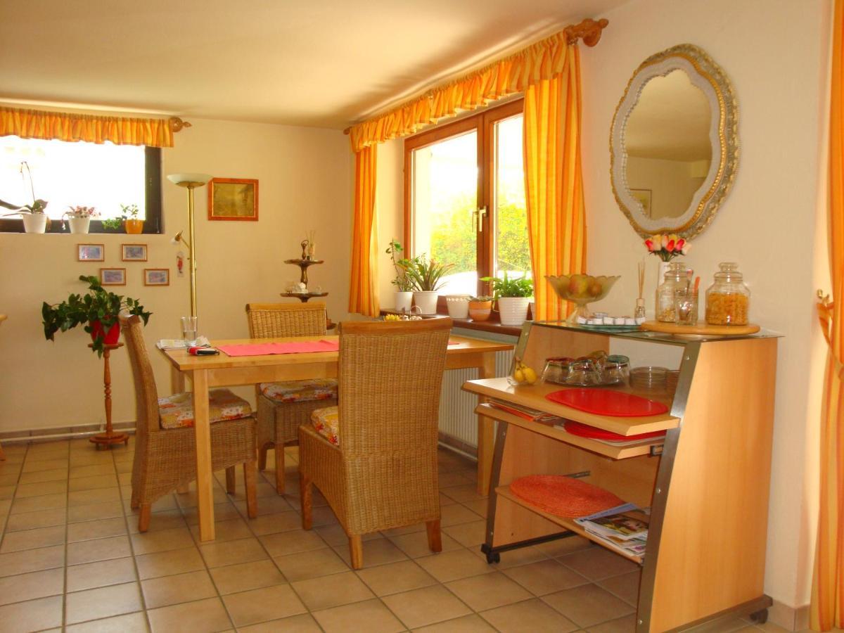 Haus Camelia Bed & Breakfast Bad Tatzmannsdorf Eksteriør bilde